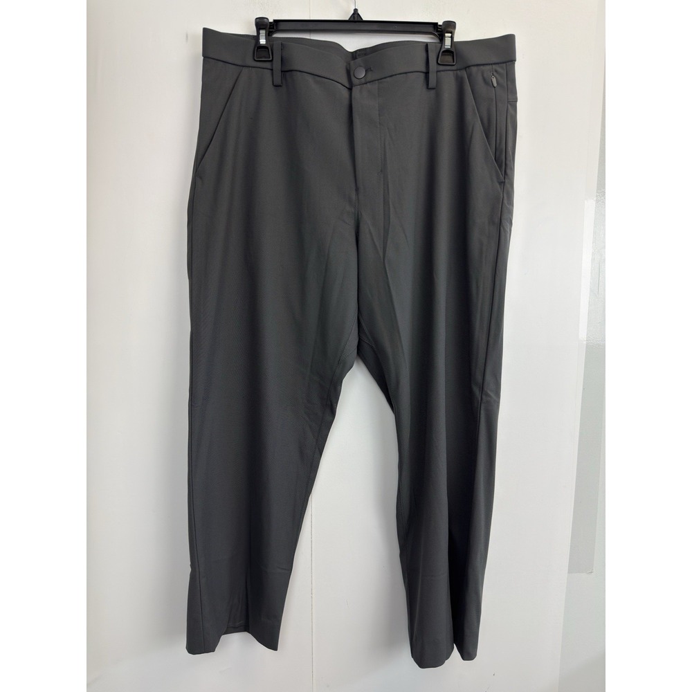 Kirkland Signature Men's 38X28 Performance Pants Grey Zip Pockets‎